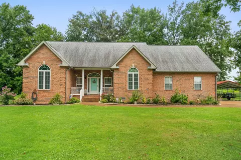 108 Lyon Dr, Portland, TN 37148
