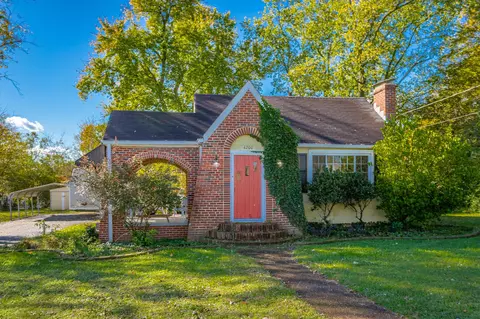 4200 Ealy Rd, Chattanooga, TN 37412