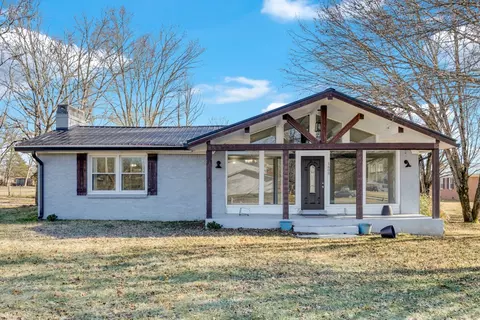 1600 Yager Rd, Mcminnville, TN 37110