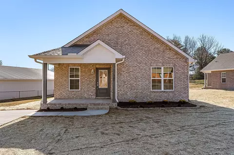 107 Rosewood Ln, Mcminnville, TN 37110