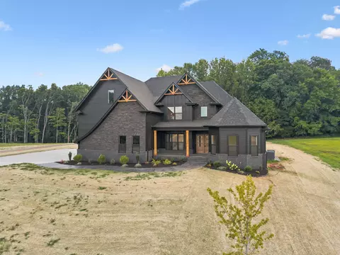 1135 Gholson Rd, Clarksville, TN 37043