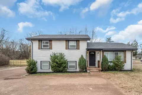 3047 Richmond Hill Dr, Nashville, TN 37207