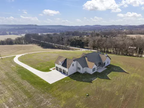 916 Cortner Rd, Normandy, TN 37360 photo 3