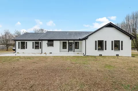1007 Grove Cir, Murfreesboro, TN 37128