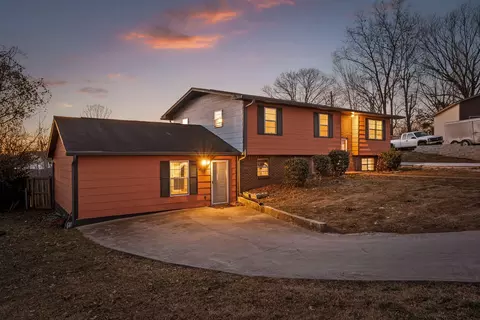 9101 Glouster Ln, Chattanooga, TN 37416