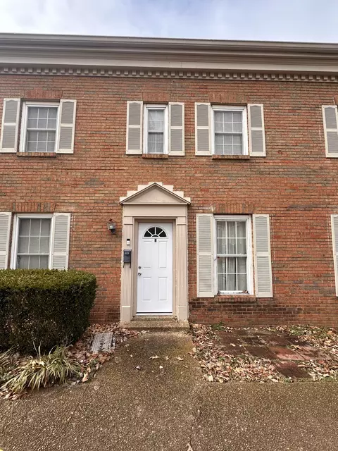 323 Forest Park Rd #7-7, Madison, TN 37115