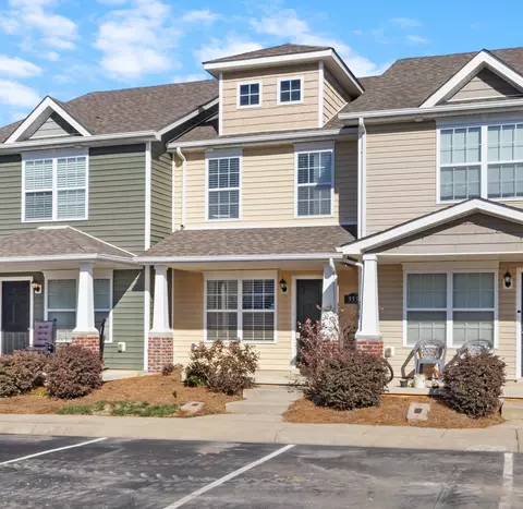 355 Sam Houston Cir, Clarksville, TN 37040