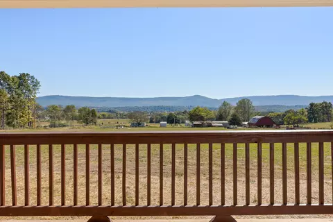 31 Lightning Ln, Dunlap, TN 37327 photo 3
