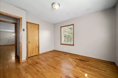 Bedroom - 219 Chamberlain Dr, Murfreesboro, TN 37129 photo 2 of 5
