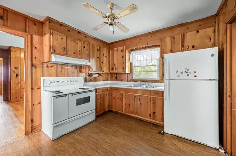 Kitchen - 219 Chamberlain Dr, Murfreesboro, TN 37129 photo 1 of 3