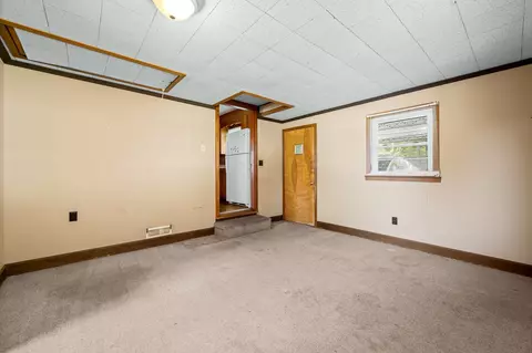 Living - 219 Chamberlain Dr, Murfreesboro, TN 37129 photo 5 of 5