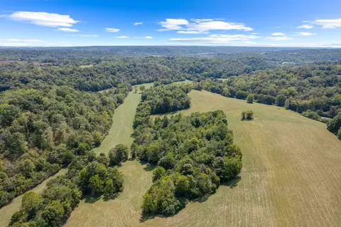 0 Grays Bend Rd, Centerville, TN 37033