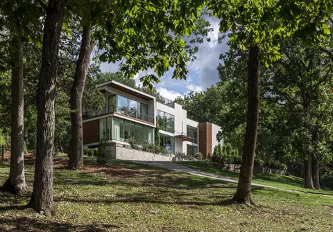 1118 Crater Hill Dr, Nashville, TN 37215