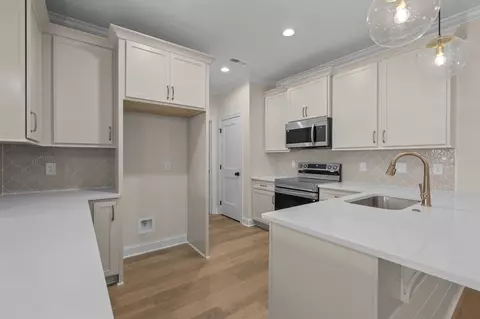 Kitchen - 1912 Gracie Bug Loop, Murfreesboro, TN 37128 photo 3 of 4