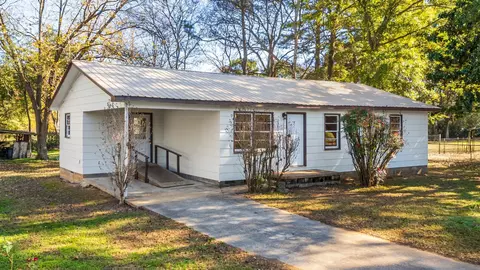 107 Hope Dr, Trion, GA 30753