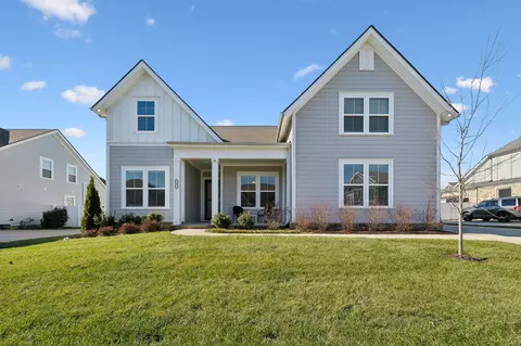 907 Mccalmont Way, Mount Juliet, TN 37122