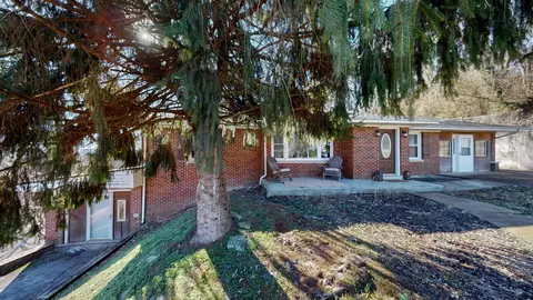 713 Washington Ave, Mount Pleasant, TN 38474