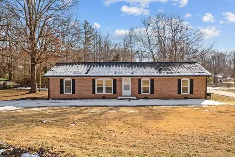 742 Arrowhead Dr, New Johnsonville, TN 37134