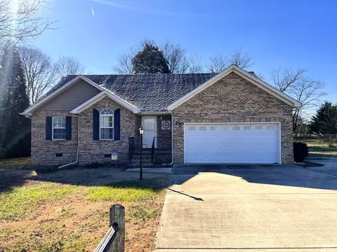 20 Fairview Cir, Winchester, TN 37398