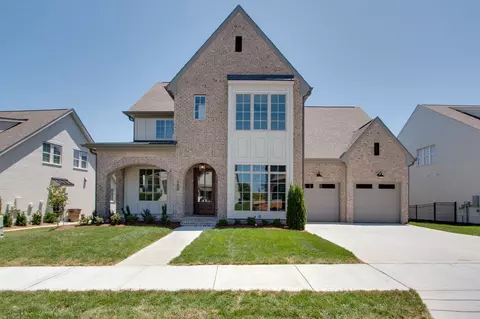 2757 Otterham Dr, Thompsons Station, TN 37179