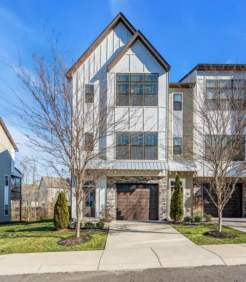 218 Stonecrest Cir, Nashville, TN 37209