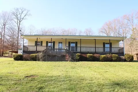 684 Shoulder Strap Branch Ln, Vanleer, TN 37181
