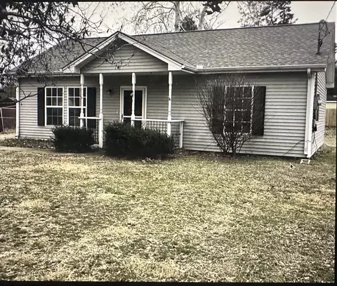 113 Riverwood Dr, La Vergne, TN 37086