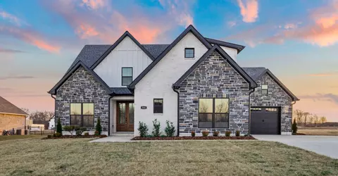 343 Ellington Dr, Clarksville, TN 37043
