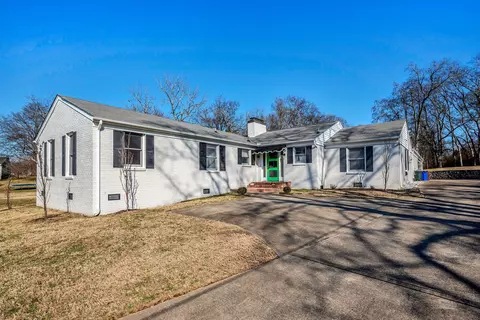 4608 Churchwood Dr, Nashville, TN 37220