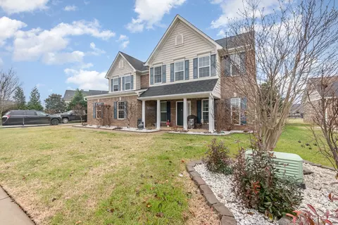 1016 Hamlet Dr, Murfreesboro, TN 37128 photo 2