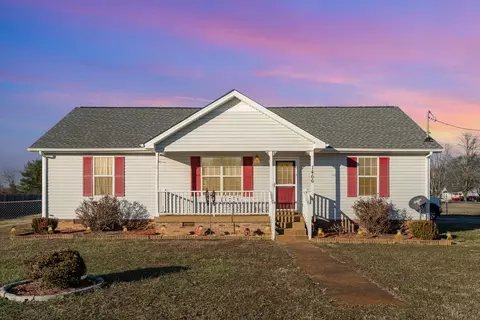 1466 Hunters Chase Dr, Chapel Hill, TN 37034