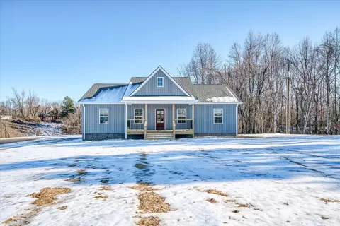 2755 Mccoinsville Rd, Gainesboro, TN 38562