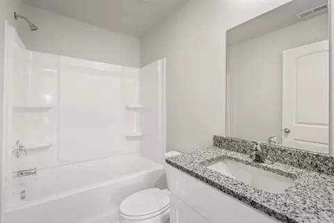 Bath - 2024 Lala Loop, White Bluff, TN 37187 photo 2 of 2