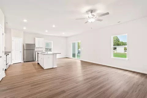 Living - 2024 Lala Loop, White Bluff, TN 37187 photo 1 of 2