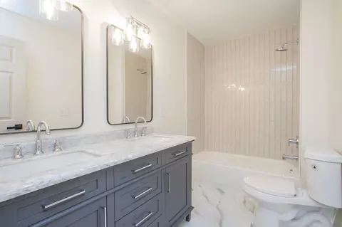 Bath - 1722 Shane Dr, Spring Hill, TN 37174 photo 5 of 5