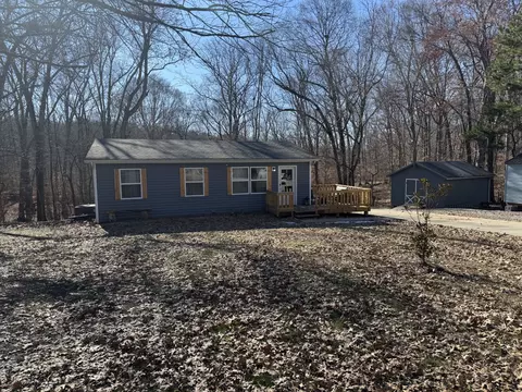 850 Potters Ln, Clarksville, TN 37040