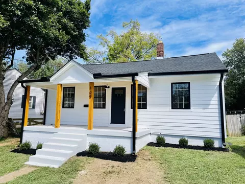 105 Orchard Dr, Old Hickory, TN 37138