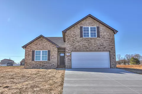 136 Bartow St, Decherd, TN 37324