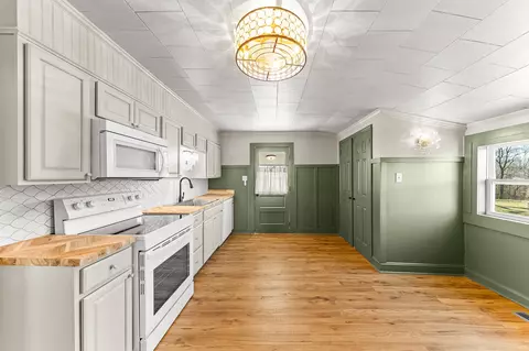 381 Busby Rd, Loretto, TN 38469 photo 5