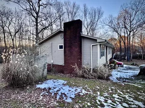 9 Augustin Ln, Loretto, TN 38469 photo 3