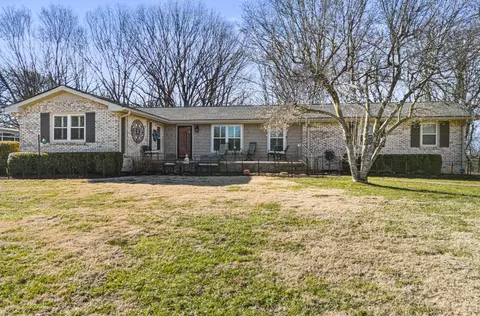 243 Green Harbor Rd, Old Hickory, TN 37138