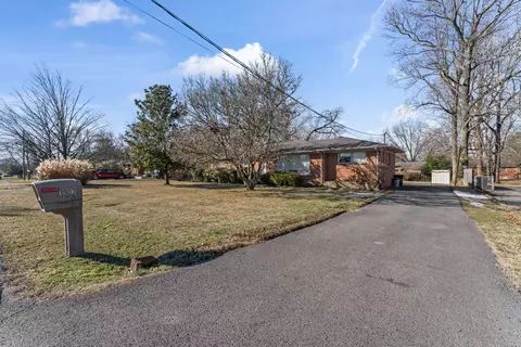 1903 Hamilton Dr, Murfreesboro, TN 37129