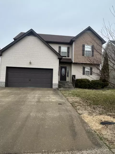 3760 Gray Fox Dr, Clarksville, TN 37040