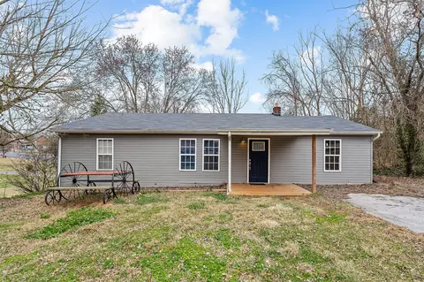 221 Walker St, Sparta, TN 38583