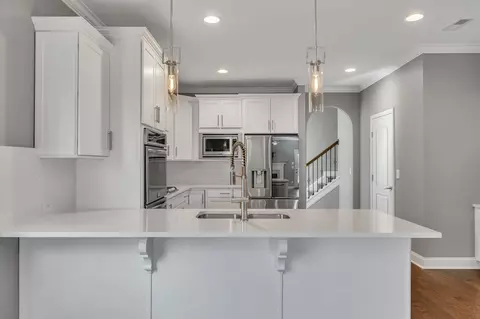 Kitchen - 408 Cobert Ln, Franklin, TN 37064 photo 4 of 4