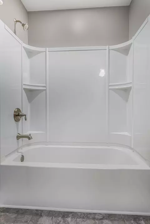 Bath - 408 Cobert Ln, Franklin, TN 37064 photo 5 of 5