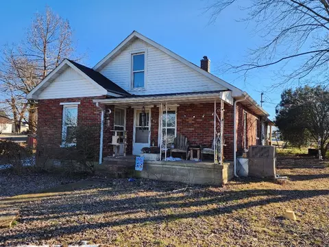 702 Haley St, Lafayette, TN 37083