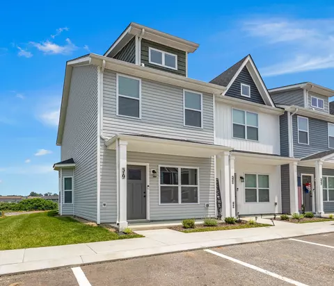319 Front Ridge Cir, Clarksville, TN 37040