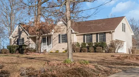 2765 Derby Run Rd, Springfield, TN 37172