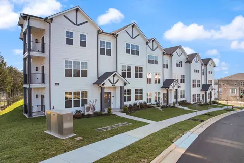 482 Portsdale Dr #2, Brentwood, TN 37027
